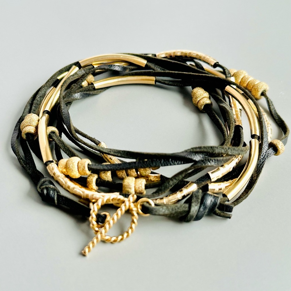 NEW Leather Wrap Bracelet/Necklace - Black